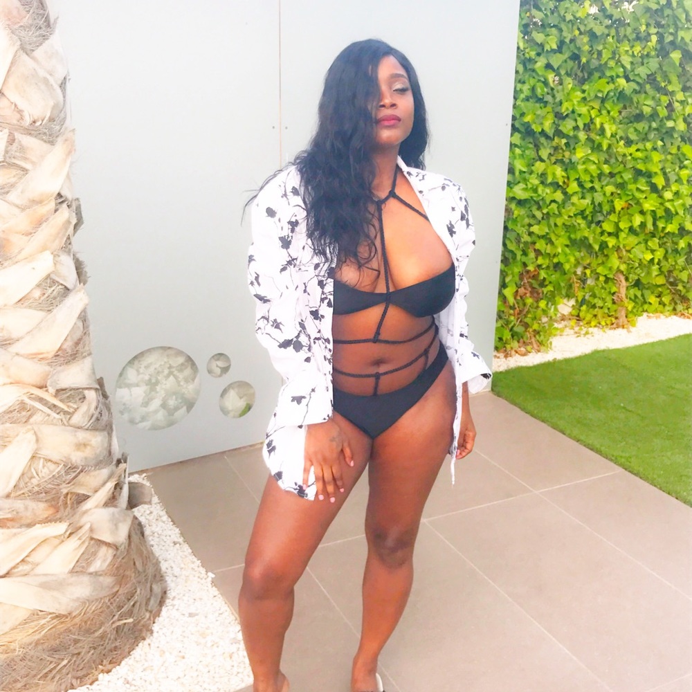 Swimsuit - Picture 4 of 8